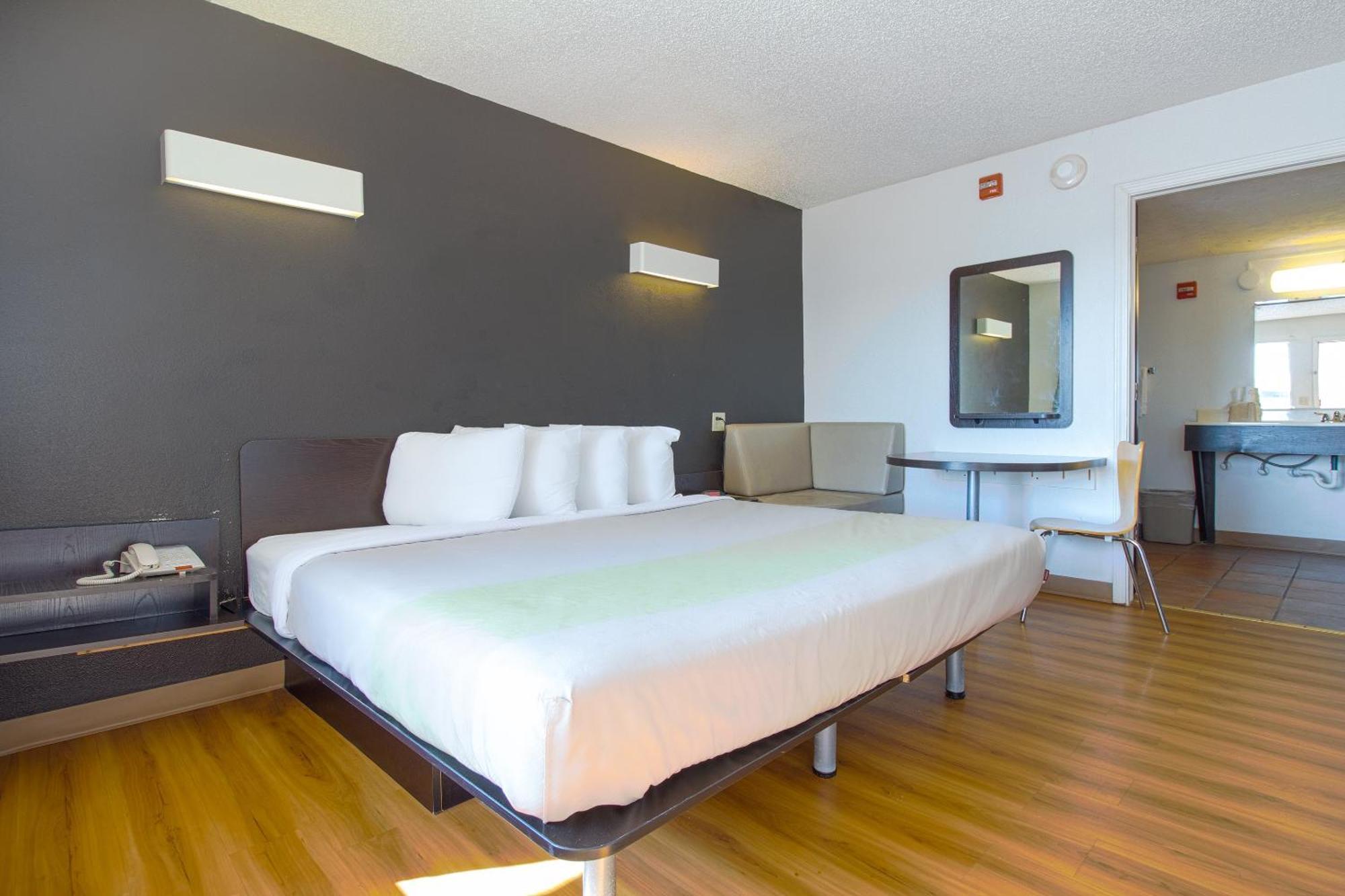 Studio Inn Extended Stay Oklahoma City Airport By Oyo Extérieur photo