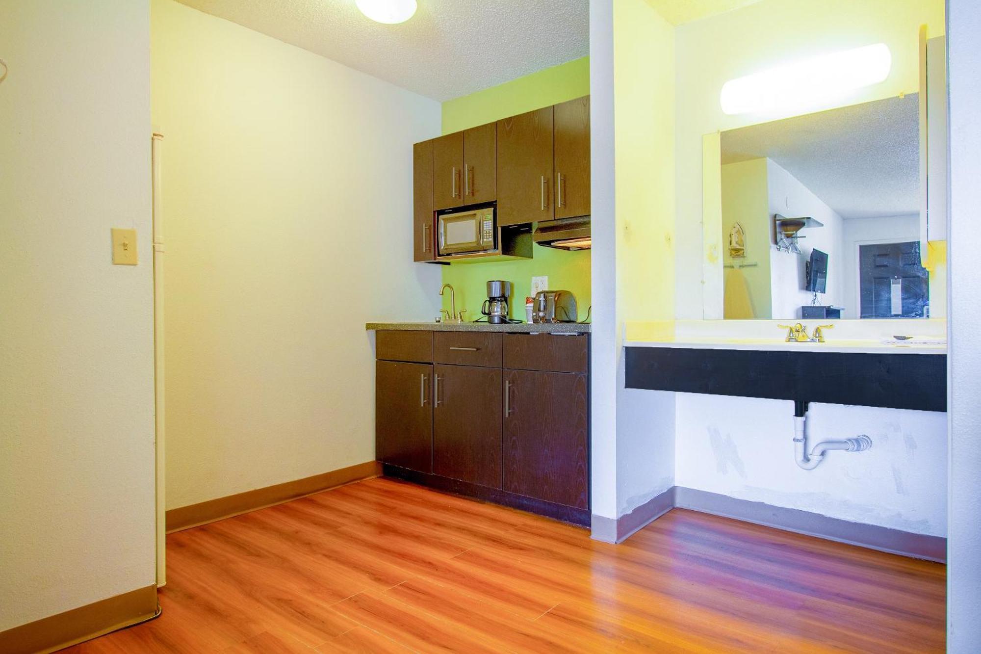 Studio Inn Extended Stay Oklahoma City Airport By Oyo Extérieur photo