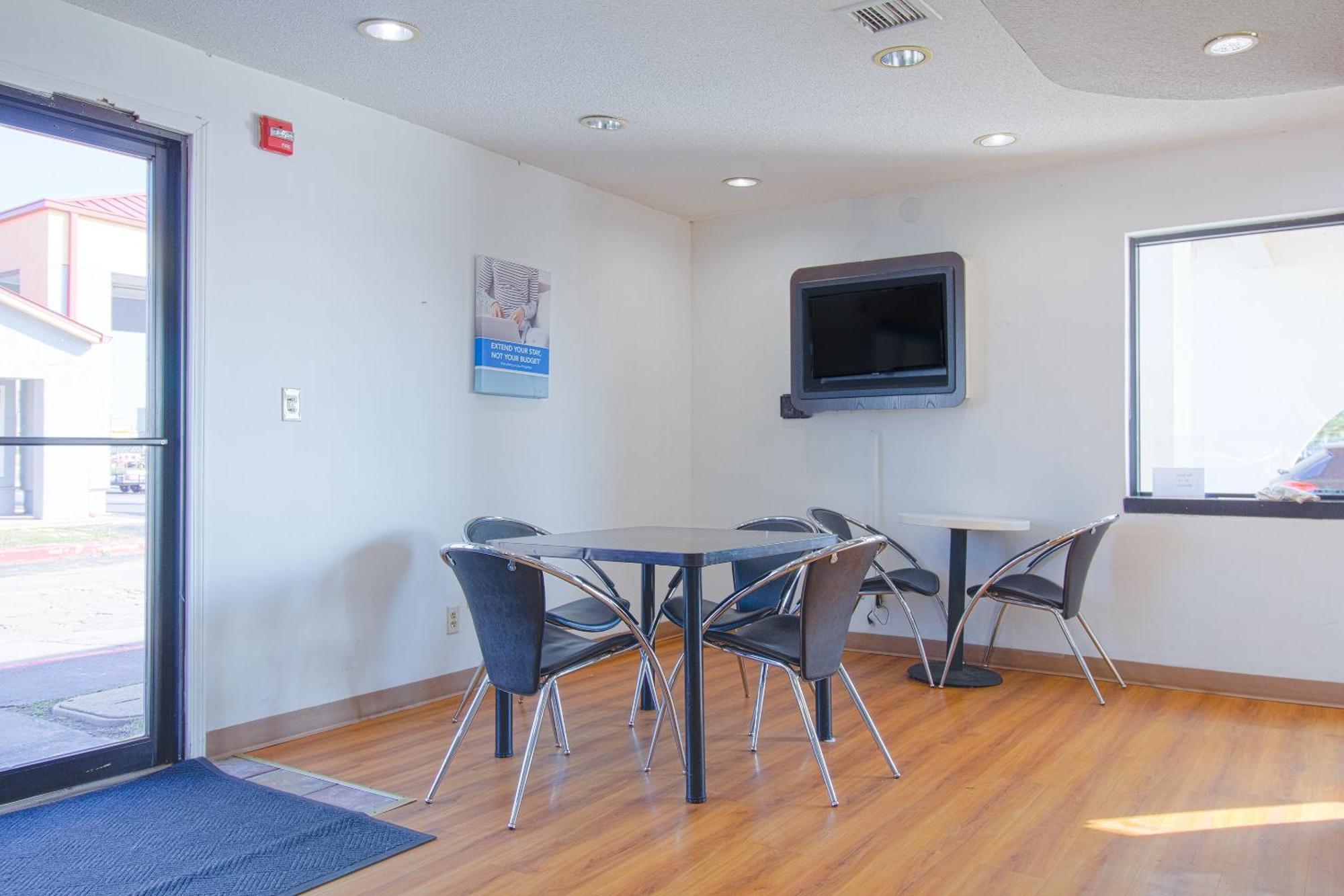Studio Inn Extended Stay Oklahoma City Airport By Oyo Extérieur photo